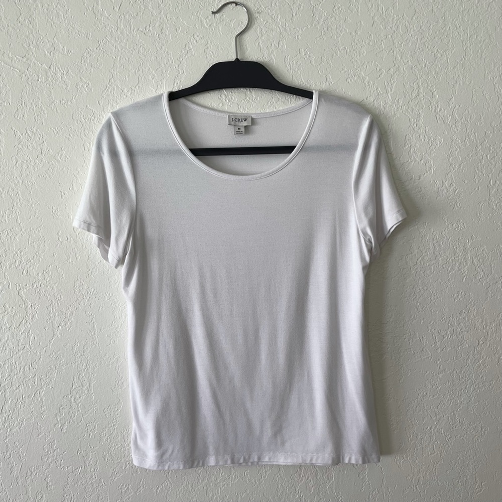 Sz M Woman's J Crew round neck Wear-to-work tee wh